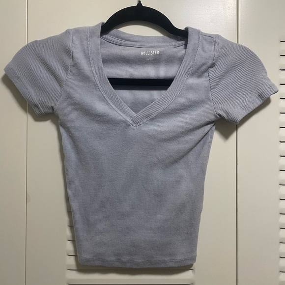 Hollister Blue Fitted Short Sleeve T-Shirt - Picture 1 of 2
